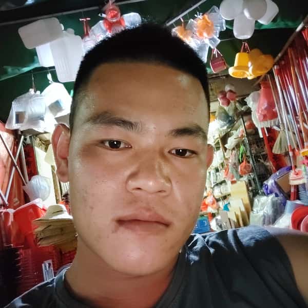 广东29岁单身帅哥真诚找对象-香港征婚相亲网