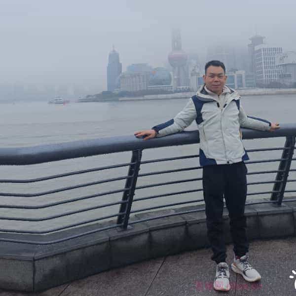 39岁岁重庆单身帅哥 - 香港吉缘网
