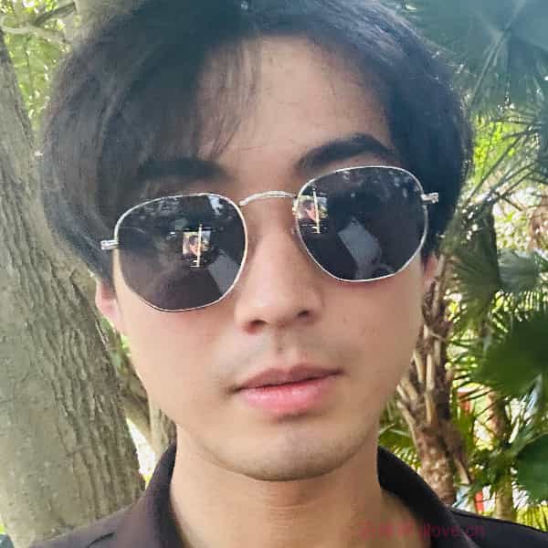 25岁岁重庆单身帅哥 - 香港吉缘网
